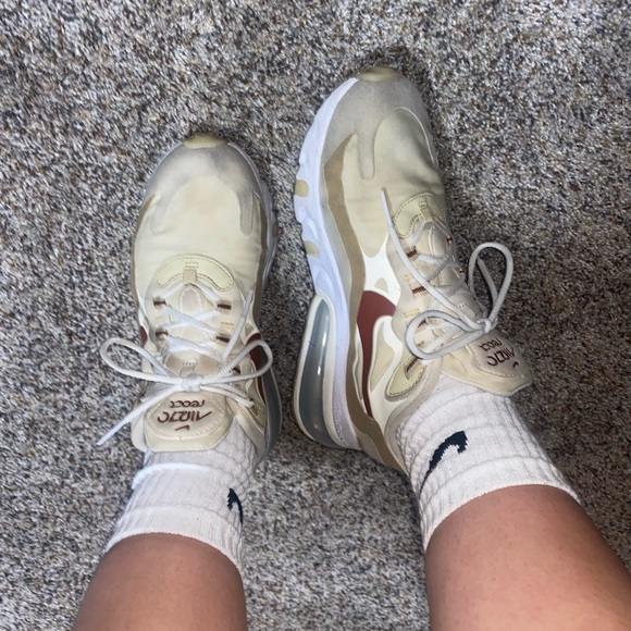 air max 270 reacts - Picture 4 of 5